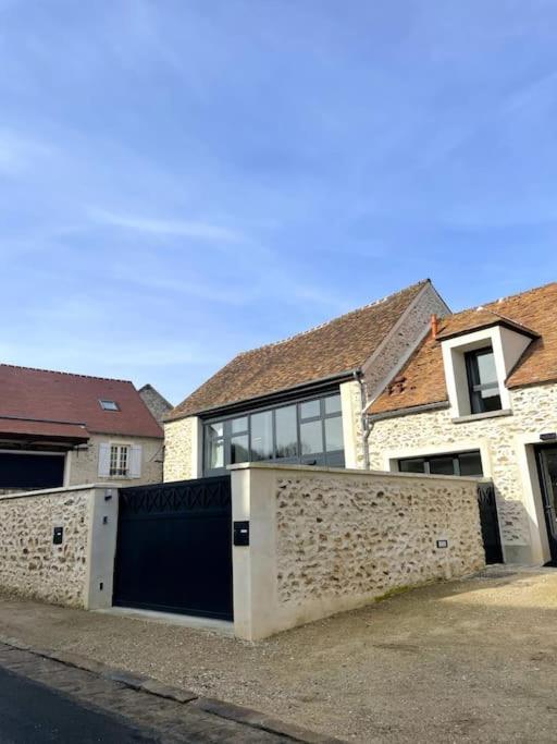 הוילה Bullion Les Logis Du Parc מראה חיצוני תמונה